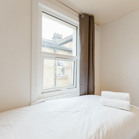 Great Rooms In Plaistow ロンドン エクステリア 写真
