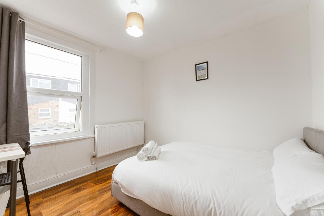 Great Rooms In Plaistow ロンドン エクステリア 写真